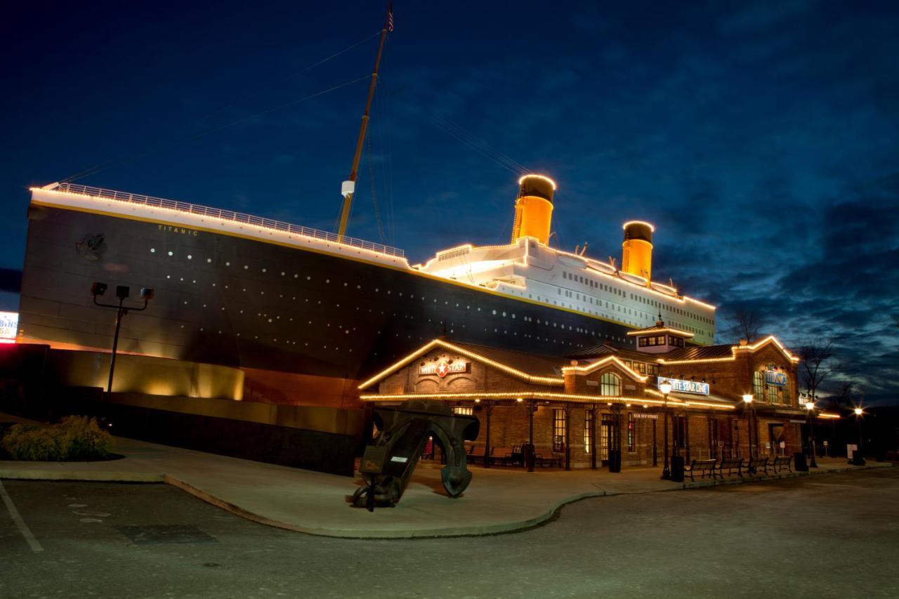 Rock Of Ages, Hot Tub, Game Room, Wifi, 1089 Free Tickets Each Paid Day, Dollywood And More 鸽子谷 外观 照片